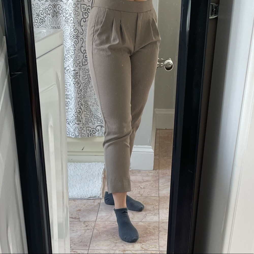 Aritizia Babaton | Tan Cropped Mid-Rise Dress Pants